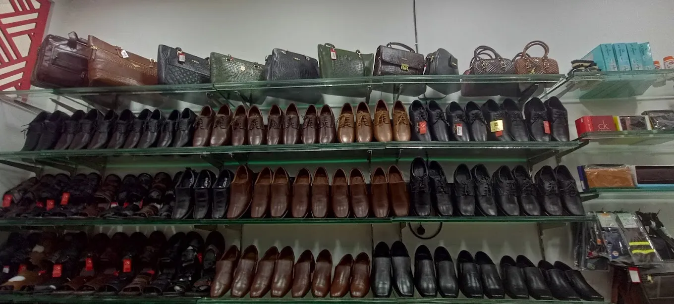 Shine Footwear Avadi